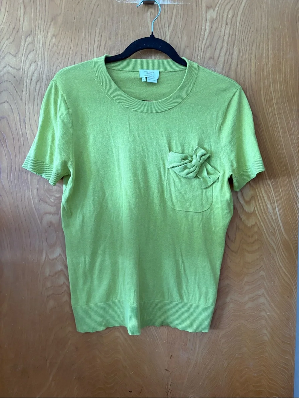 Kate Spade Light Green Short-Sleeve Knit Shirt with Pocket Bow M - Picture 2 of 9